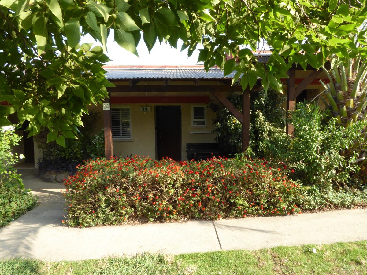 Вилла "Bakfar" Kfar Szold Country Lodging Kefar Szold Экстерьер фото